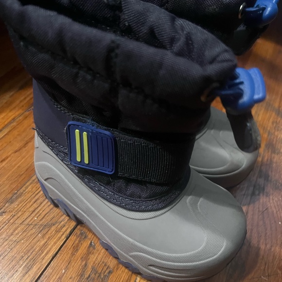 Snow ⛄️ boot 🥾 - Picture 3 of 3